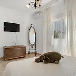 Sheyla Maria Country house *